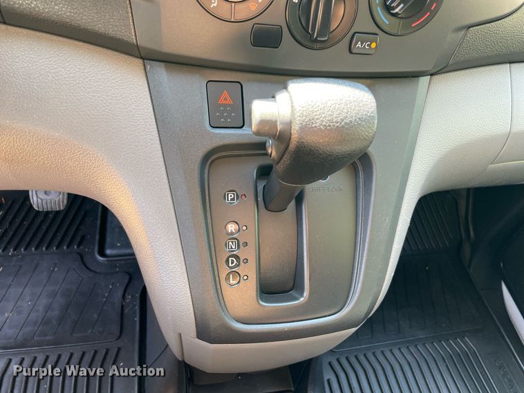 image for item NY9943 2015 Nissan NV200 SV  van