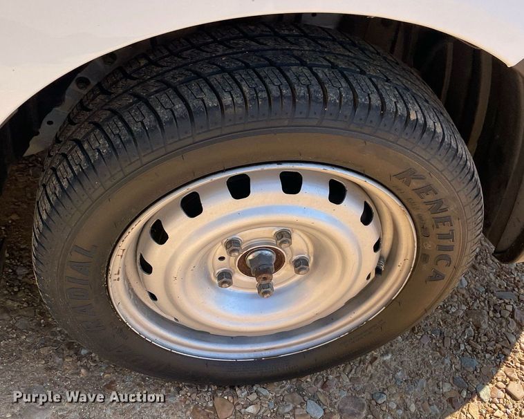 image for item NY9943 2015 Nissan NV200 SV  van