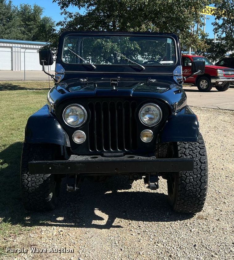 image for item OA9002 1976 Jeep CJ5 SUV