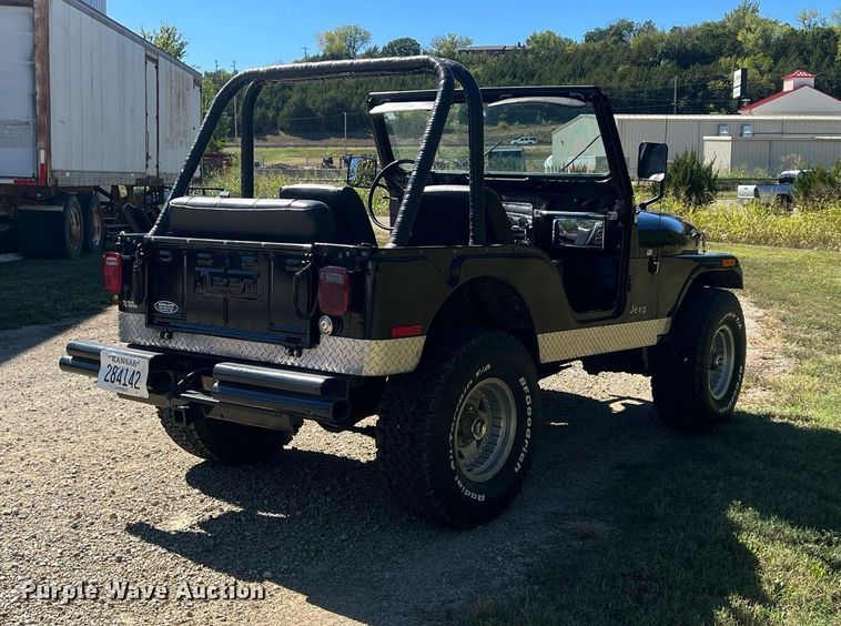 image for item OA9002 1976 Jeep CJ5 SUV