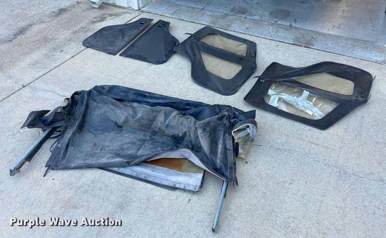 image for item OA9002 1976 Jeep CJ5 SUV