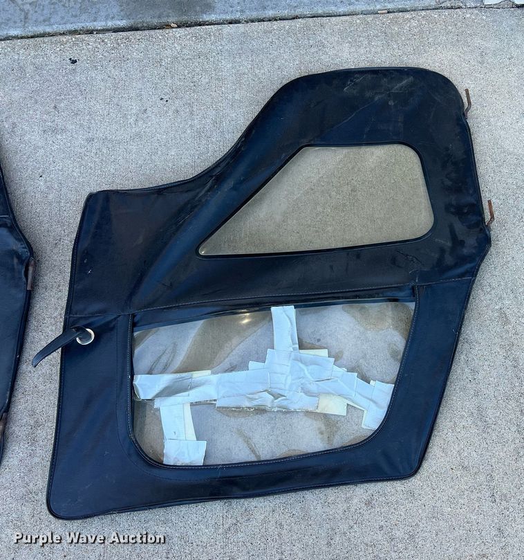 image for item OA9002 1976 Jeep CJ5 SUV