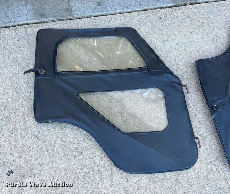 image for item OA9002 1976 Jeep CJ5 SUV