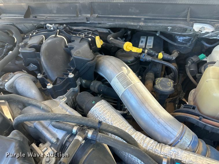 image for item OC9496 2016 Ford F350 Super Duty King Ranch  Crew Cab flatbed pickup truck