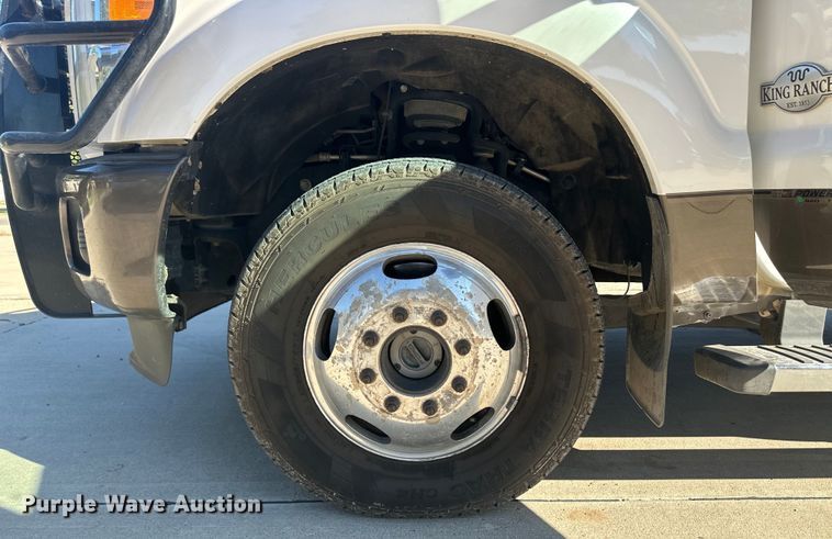 image for item OC9496 2016 Ford F350 Super Duty King Ranch  Crew Cab flatbed pickup truck