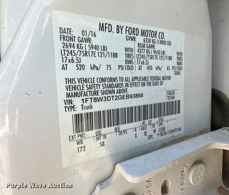 image for item OC9496 2016 Ford F350 Super Duty King Ranch  Crew Cab flatbed pickup truck