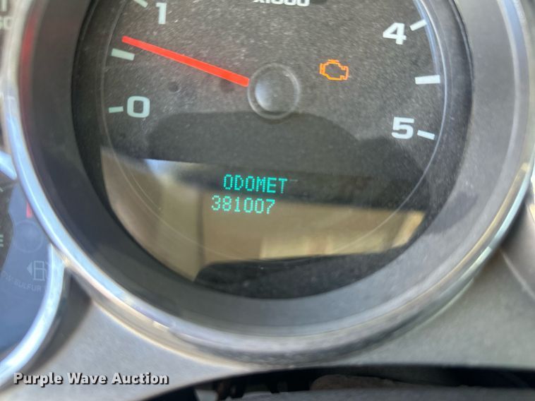 image for item OC9506 2011 GMC Sierra 3500HD  Ext. Cab pickup truck