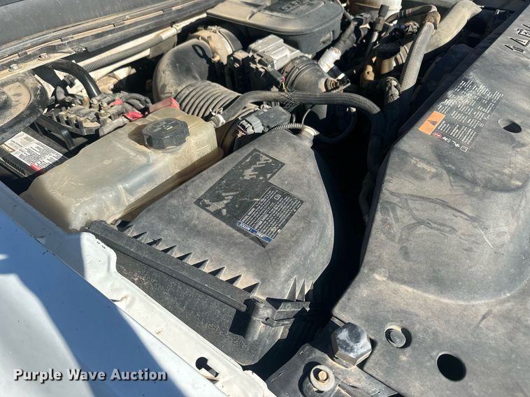 image for item OC9506 2011 GMC Sierra 3500HD  Ext. Cab pickup truck