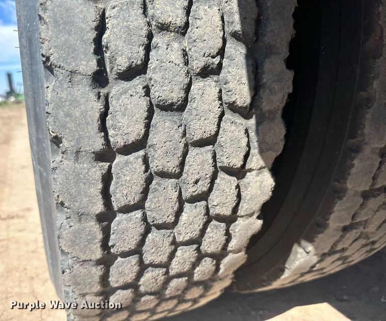 image for item OC9520 2010 Blue Bird Vision  school bus