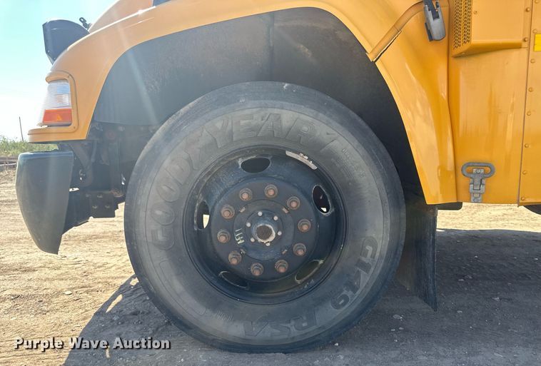 image for item OC9520 2010 Blue Bird Vision  school bus