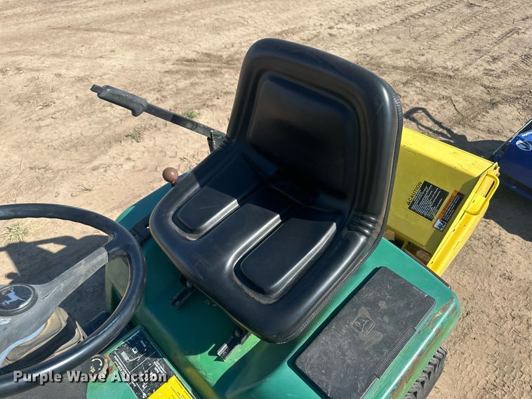 image for item OC9521 John Deere 265  lawn mower