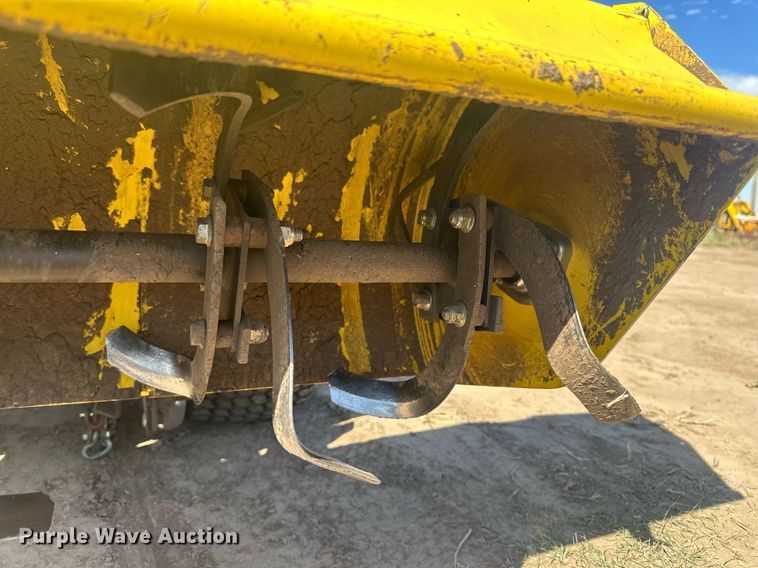 image for item OC9521 John Deere 265  lawn mower