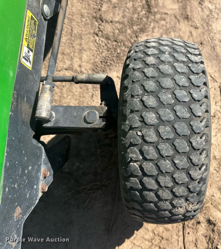 image for item OC9521 John Deere 265  lawn mower