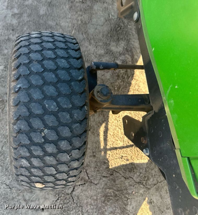 image for item OC9521 John Deere 265  lawn mower