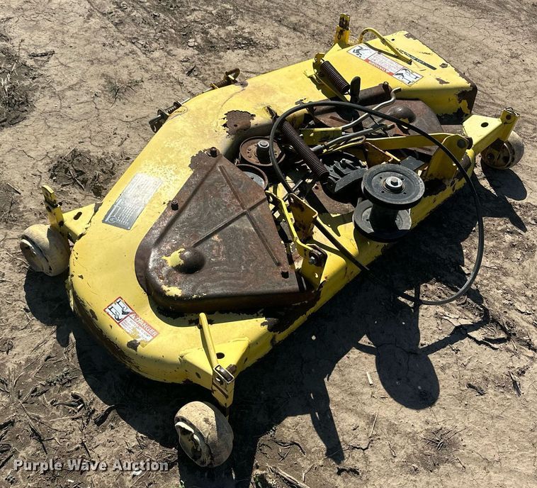 image for item OC9521 John Deere 265  lawn mower