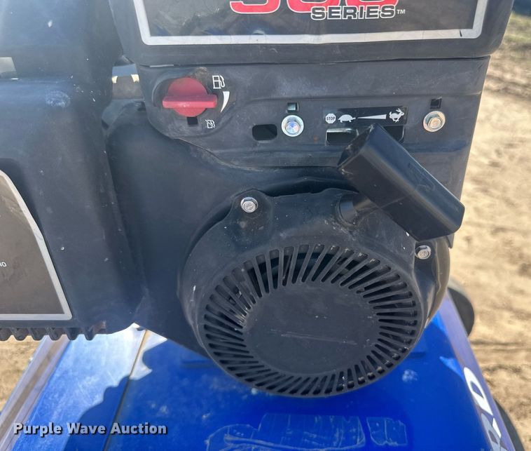 image for item OC9521 John Deere 265  lawn mower