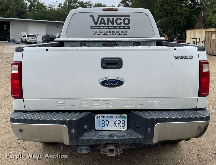 image for item OC9550 2008 Ford F250 Super Duty  Crew Cab pickup truck