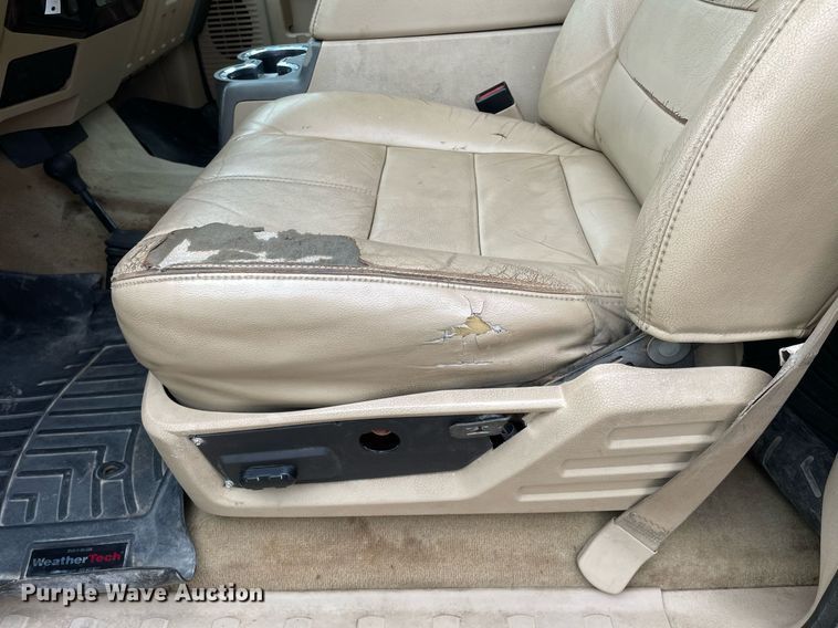 image for item OC9550 2008 Ford F250 Super Duty  Crew Cab pickup truck