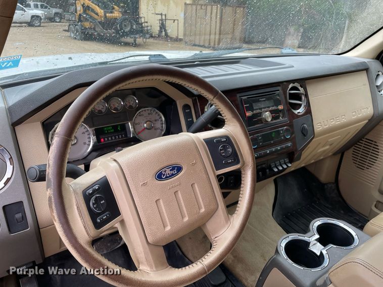 image for item OC9550 2008 Ford F250 Super Duty  Crew Cab pickup truck