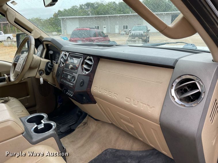 image for item OC9550 2008 Ford F250 Super Duty  Crew Cab pickup truck