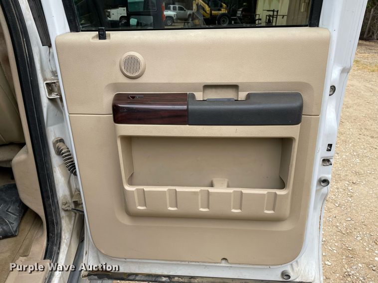 image for item OC9550 2008 Ford F250 Super Duty  Crew Cab pickup truck