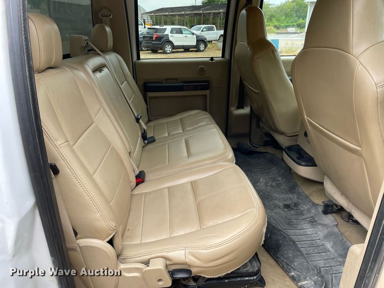 image for item OC9550 2008 Ford F250 Super Duty  Crew Cab pickup truck