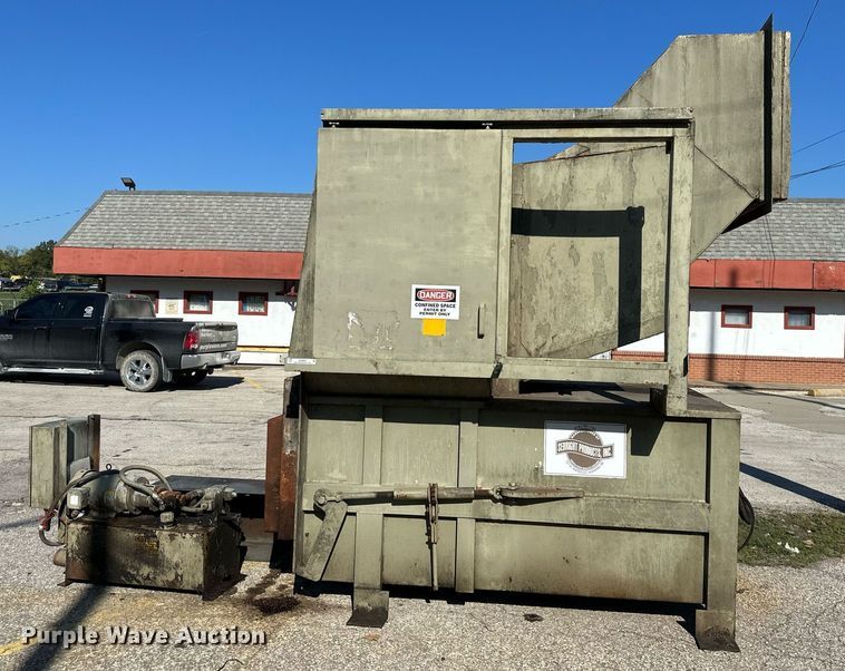 image for item OF9065 1999 Sebright Products 4260  trash compactor
