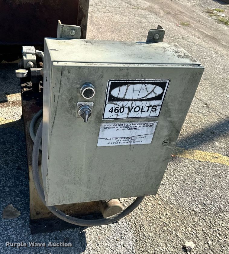 image for item OF9065 1999 Sebright Products 4260  trash compactor