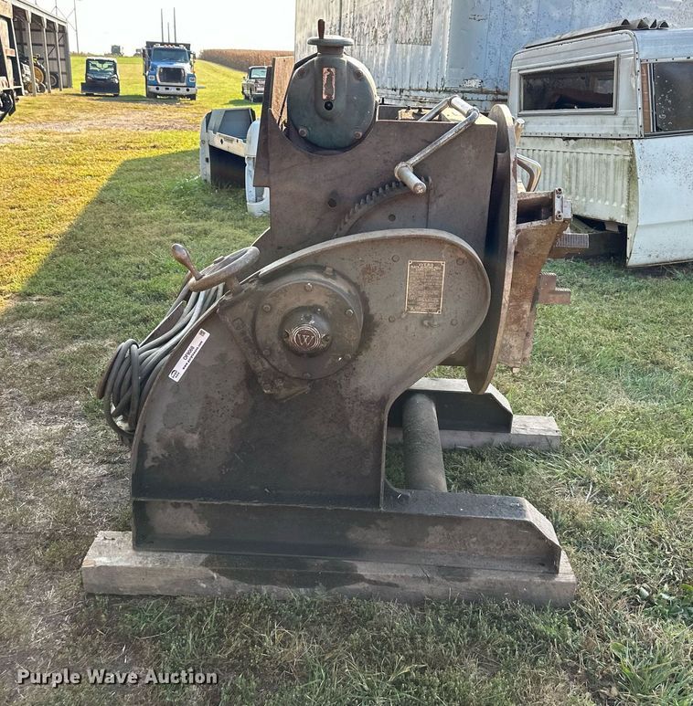 image for item OF9068 Webb  weld positioner