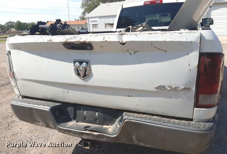 image for item OF9435 2011 Dodge Ram 2500  Crew Cab pickup truck