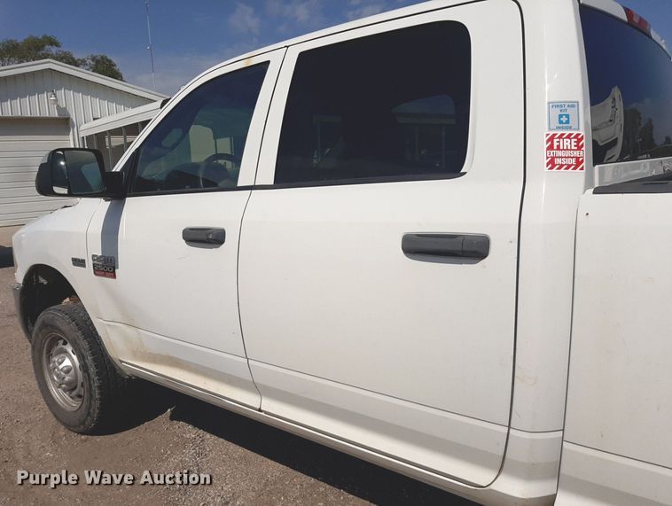 image for item OF9435 2011 Dodge Ram 2500  Crew Cab pickup truck