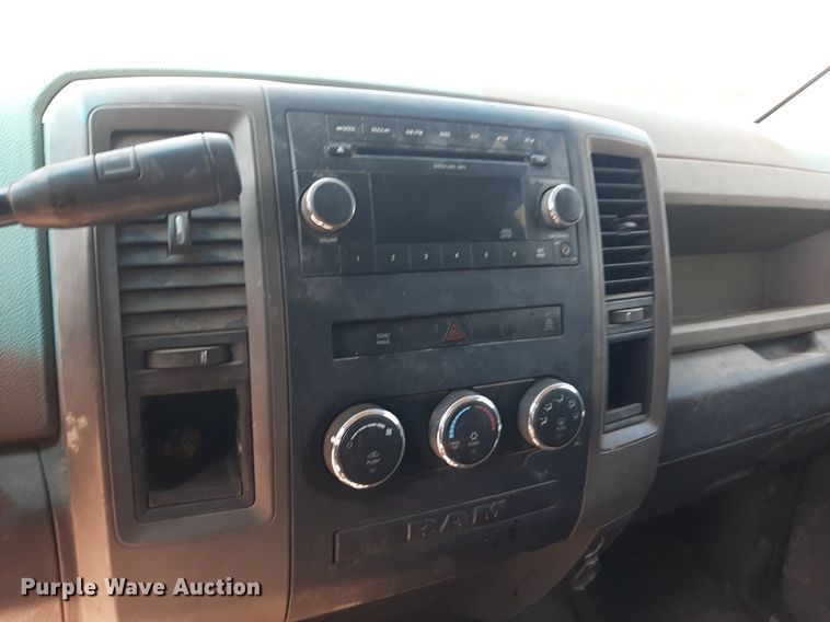 image for item OF9435 2011 Dodge Ram 2500  Crew Cab pickup truck