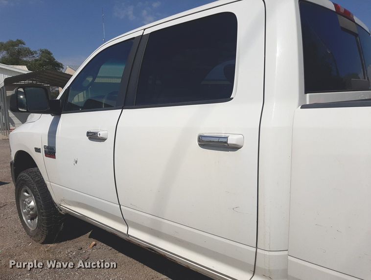 image for item OF9436 2012 Dodge Ram 2500  Crew Cab pickup truck
