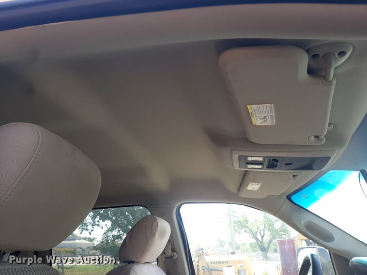 image for item OF9436 2012 Dodge Ram 2500  Crew Cab pickup truck