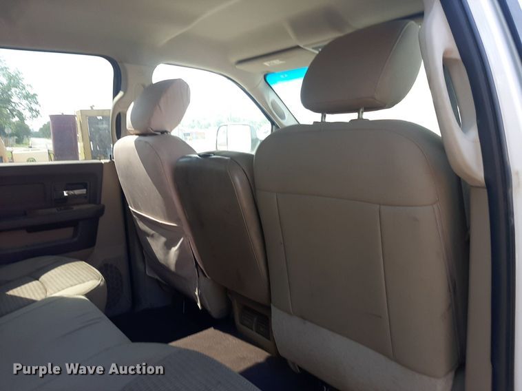 image for item OF9436 2012 Dodge Ram 2500  Crew Cab pickup truck