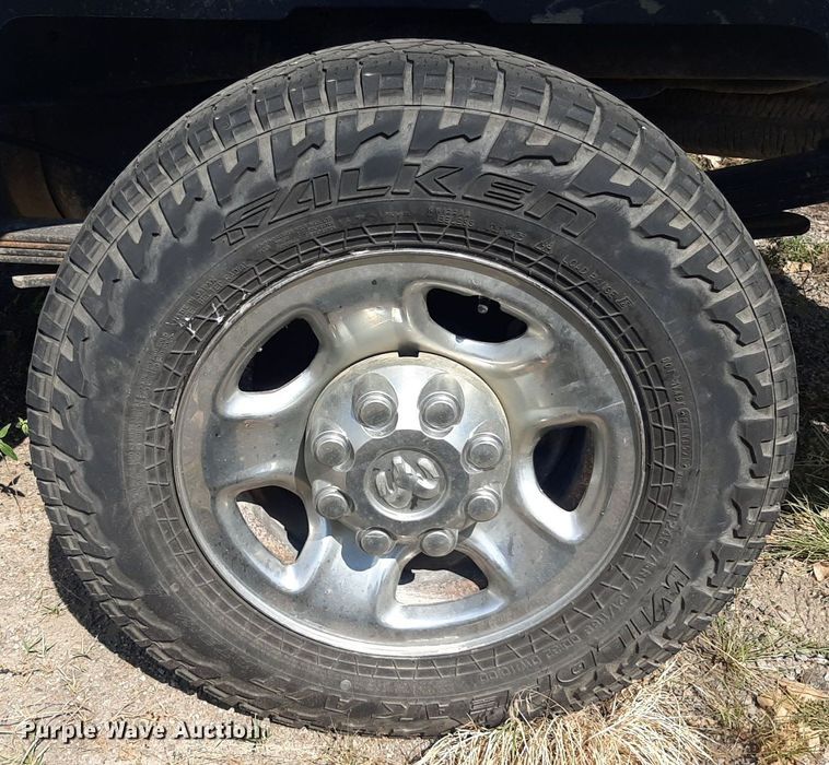 image for item OF9436 2012 Dodge Ram 2500  Crew Cab pickup truck