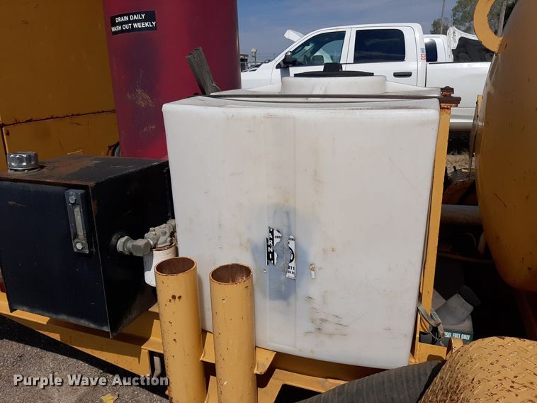 image for item OF9437 2008 Vac-Tron FM350DT-H  vacuum excavator