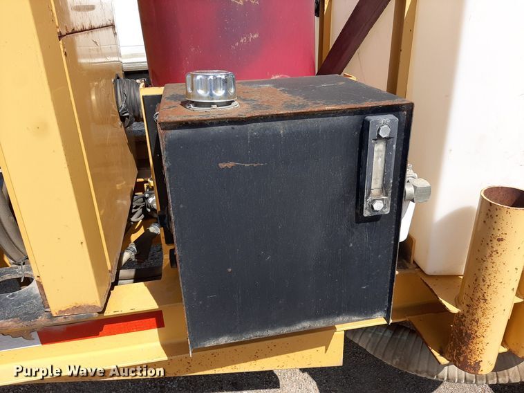 image for item OF9437 2008 Vac-Tron FM350DT-H  vacuum excavator