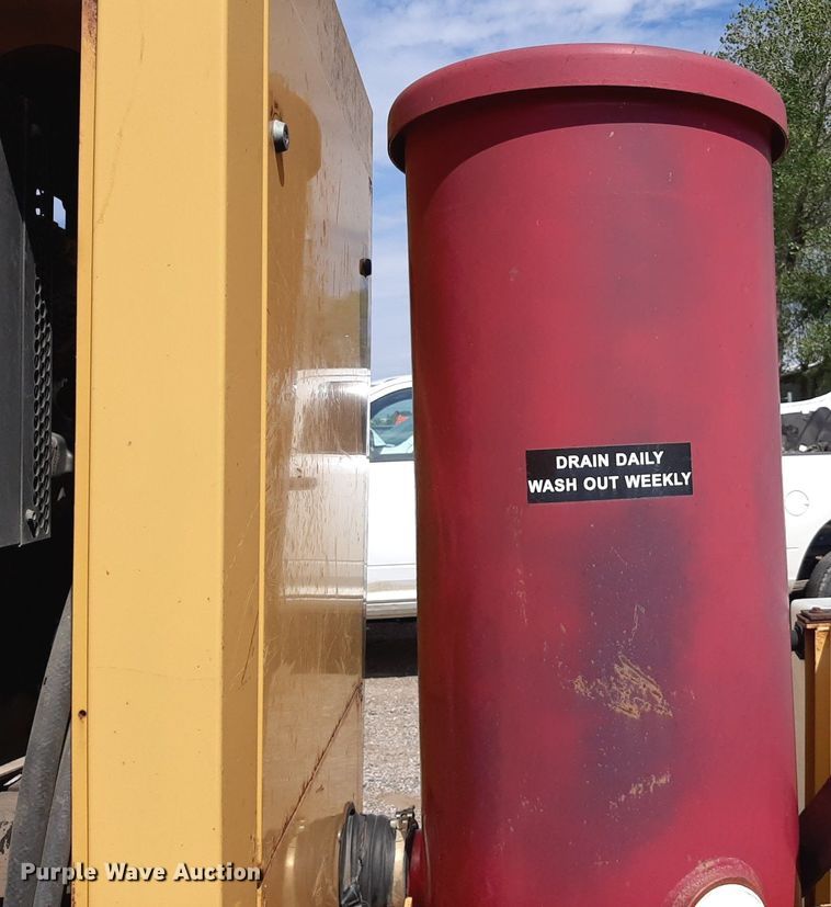 image for item OF9437 2008 Vac-Tron FM350DT-H  vacuum excavator