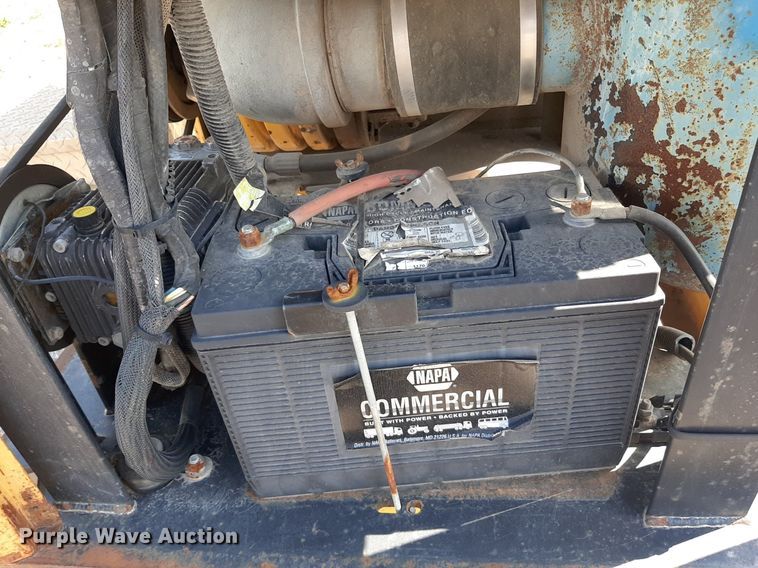 image for item OF9437 2008 Vac-Tron FM350DT-H  vacuum excavator