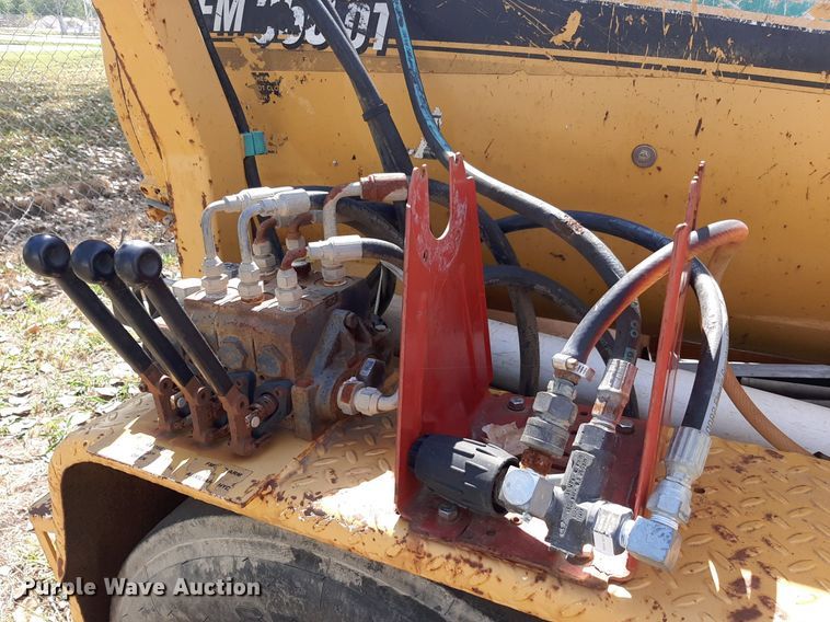 image for item OF9437 2008 Vac-Tron FM350DT-H  vacuum excavator