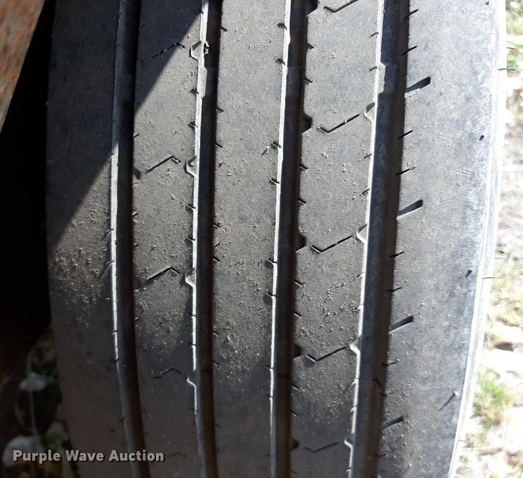 image for item OF9437 2008 Vac-Tron FM350DT-H  vacuum excavator