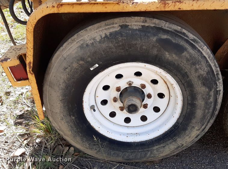 image for item OF9437 2008 Vac-Tron FM350DT-H  vacuum excavator