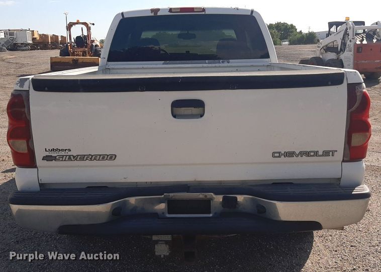 image for item OF9459 2003 Chevrolet Silverado 1500  Ext. Cab pickup truck