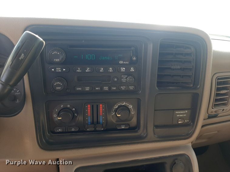 image for item OF9459 2003 Chevrolet Silverado 1500  Ext. Cab pickup truck