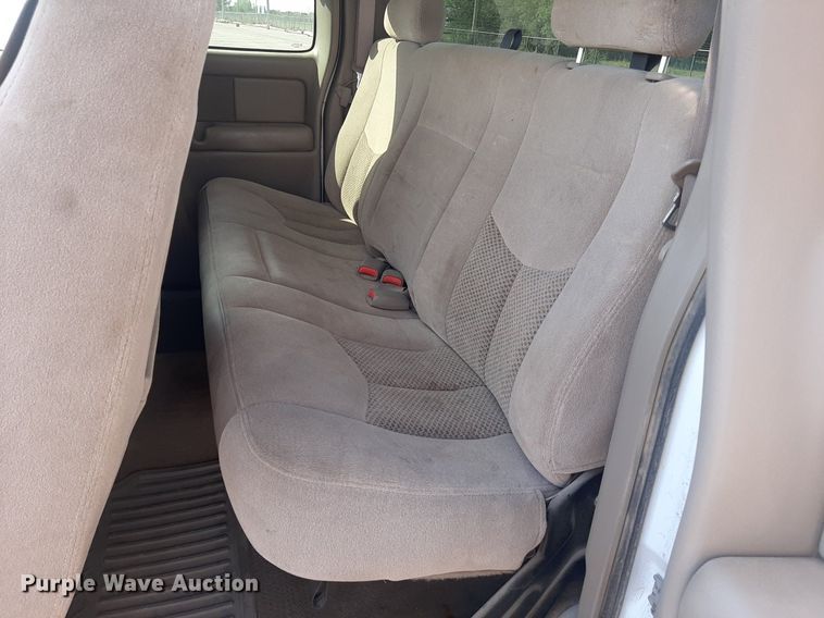 image for item OF9459 2003 Chevrolet Silverado 1500  Ext. Cab pickup truck