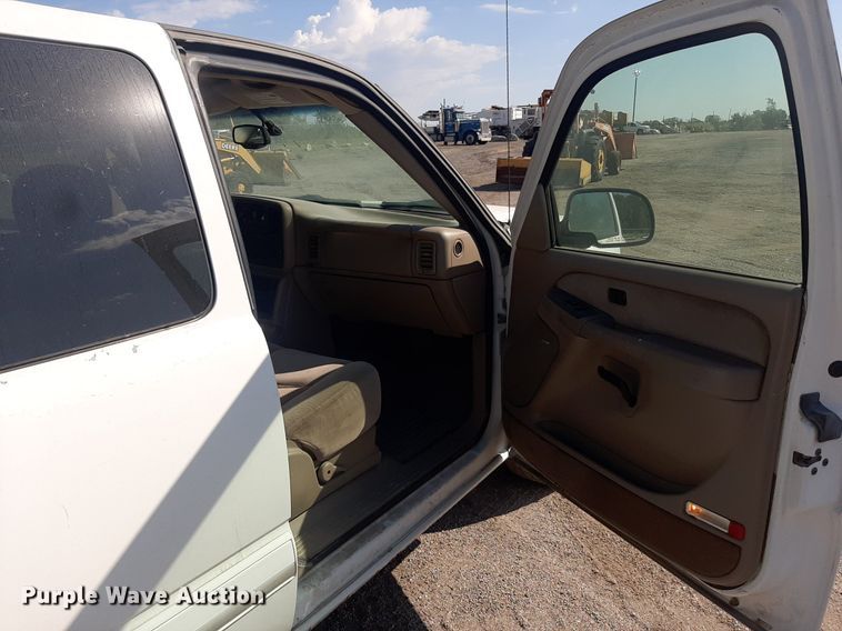 image for item OF9459 2003 Chevrolet Silverado 1500  Ext. Cab pickup truck