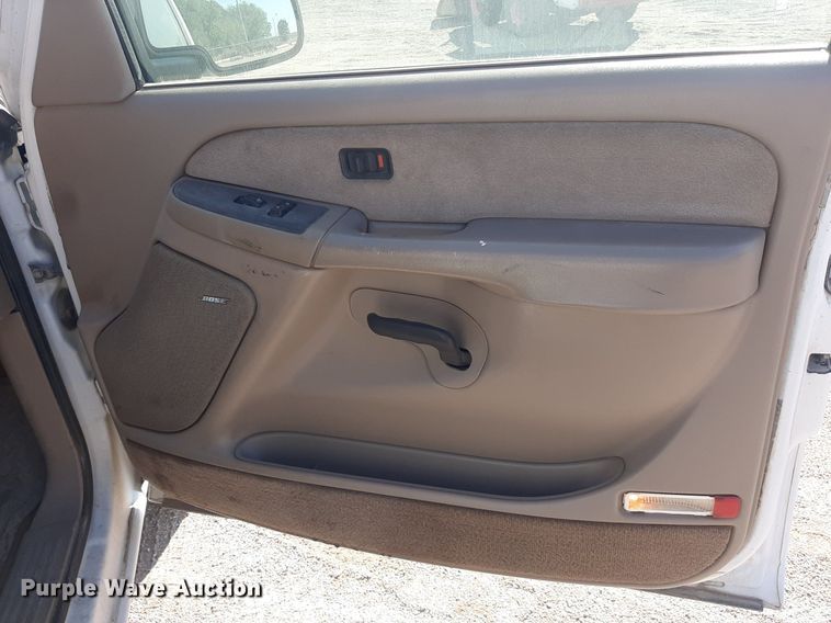 image for item OF9459 2003 Chevrolet Silverado 1500  Ext. Cab pickup truck