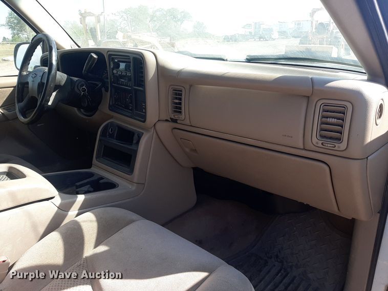 image for item OF9459 2003 Chevrolet Silverado 1500  Ext. Cab pickup truck