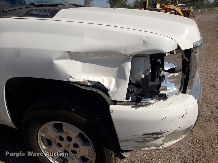 image for item OF9463 2011 Chevrolet Silverado 1500  Ext. Cab pickup truck